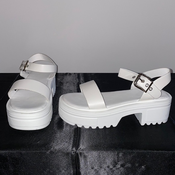 Ready Salted - Juliette2 - Classic Chunky Block Heel Platform Sandals Size 10 - Picture 1 of 16